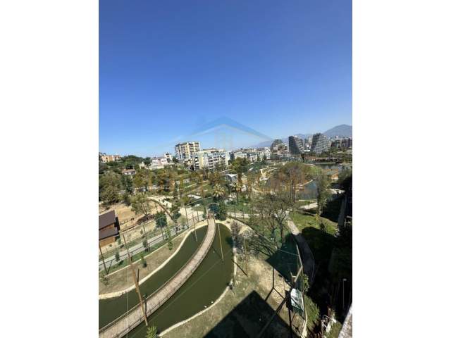 Tirane, shitet apartament Kati 7, 314 m² 600.000 Euro (Kopshti Zoologjik)
