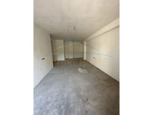 Tirane, shitet apartament Kati 7, 314 m² 600.000 Euro (Kopshti Zoologjik)