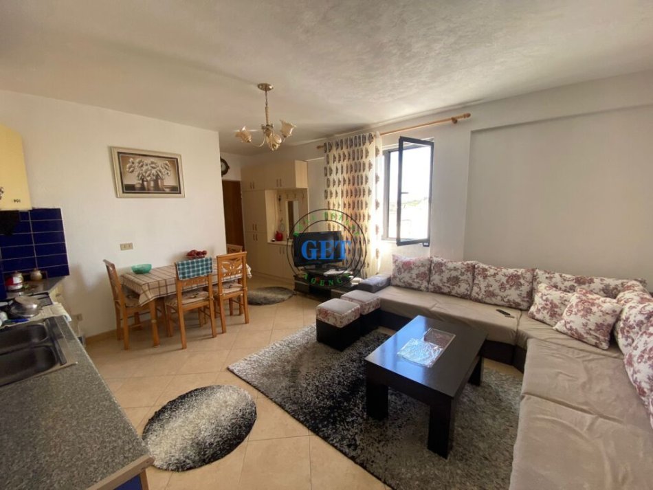 Shitet, Apartament 2+1 Plazh, Durres.