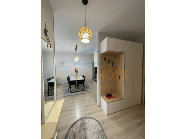 Tirane, jepet me qera apartament Kati 4, 123 m² 1.200 Euro (ZOGU I ZI)