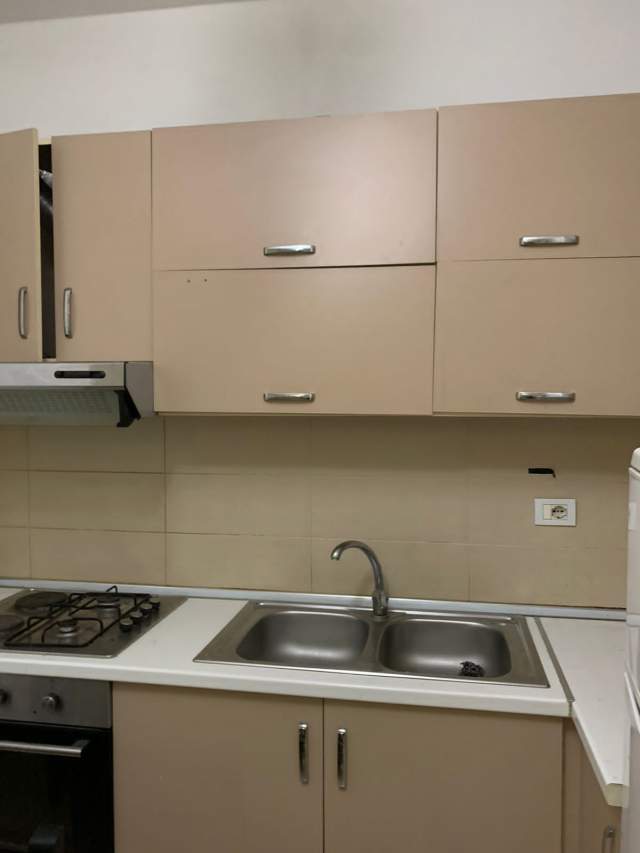 Tirane, jepet me qera apartament 2+1+BLK Kati 6, 95 m² 38.000 Leke (Astir)