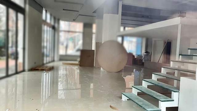 Tirane, shes ambjent biznesi Kati 0, 165 m² 412.500 Euro (Rruga e Dibres)