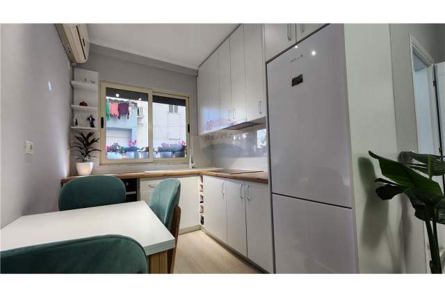 Tirane, shitet apartament 2+1 Kati 2, 69 m² 95.000 Euro (Rruga Rrapo Hekali)