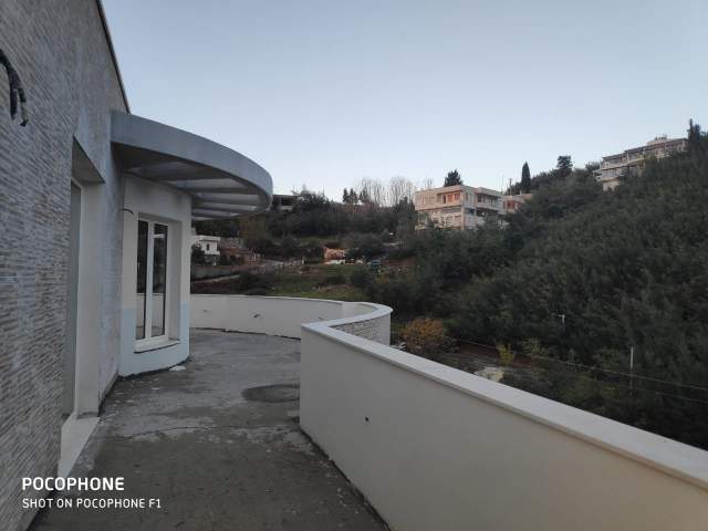 Tirane, shes Penthouse 2+1+BLK Kati 5, 162 m² 119.000 Euro (afer 2 Luaneve (Fresku))