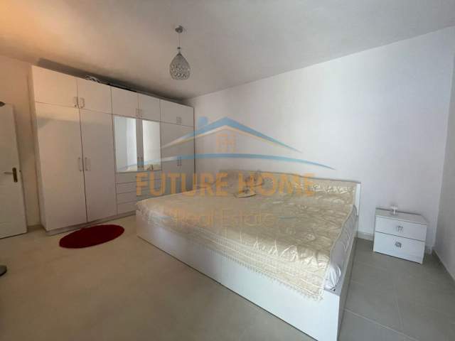 Tirane, jepet me qera apartament Kati 0, 110 m² 600 Euro (Komuna Parisit)