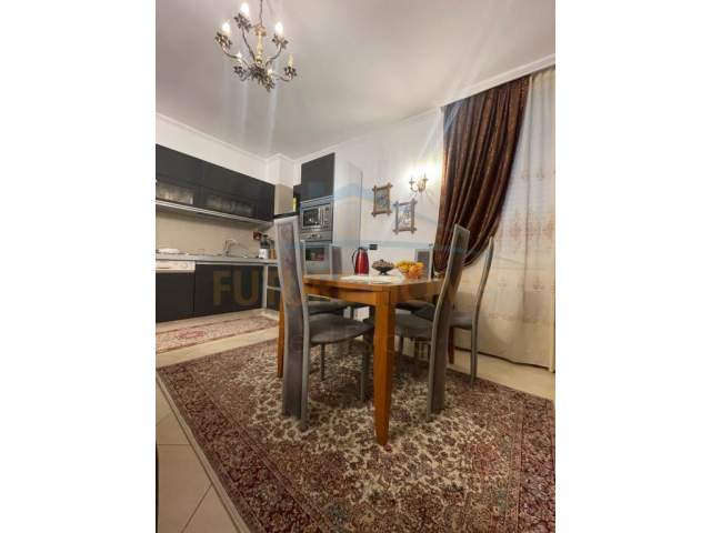 Tirane, shitet apartament 3+1 Kati 4, 120 m² 150.000 Euro (Gjon Belushi)