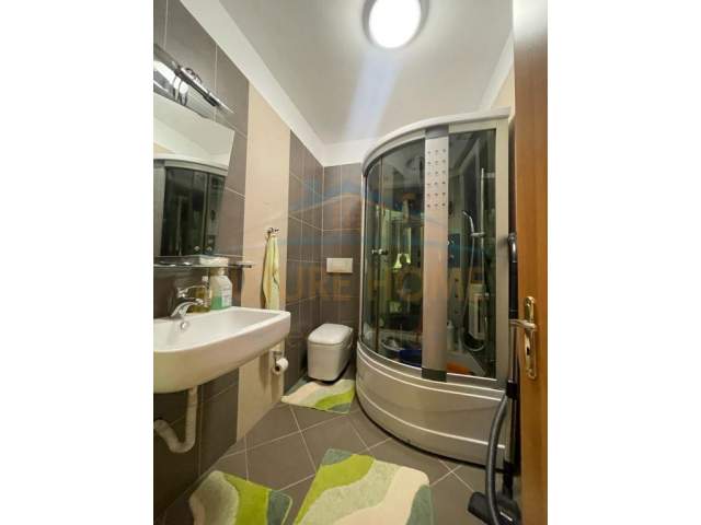 Tirane, shitet apartament 3+1 Kati 4, 120 m² 150.000 Euro (Gjon Belushi)