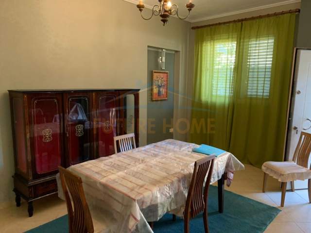 Tirane, jepet me qera apartament 3+1+BLK Kati 1, 120 m² 410 Euro (ali demi)