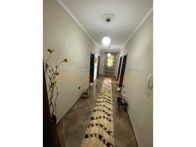Tirane, shitet Vile 3 Katshe Kati 3, 349 m² 330.000 Euro (KOMBINAT)