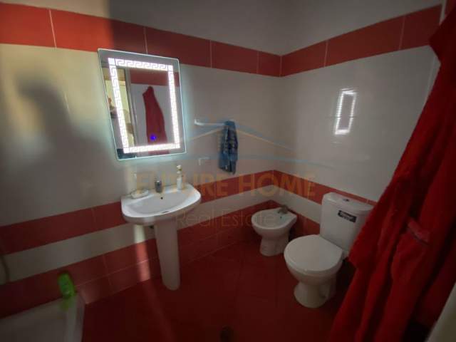 Tirane, shitet apartament Kati 6, 97 m² 107.000 Euro (Unaza e Re)
