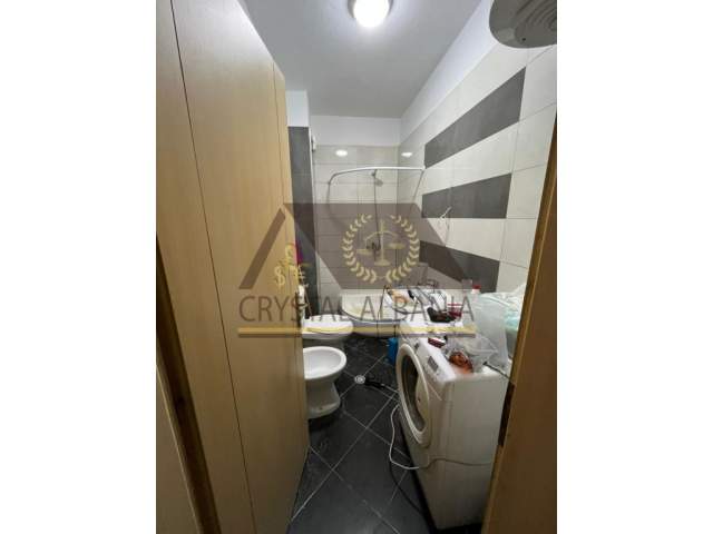 Tirane, jepet me qera apartament 2+1 Kati 5, 80 m² 400 Euro (Rruga "Endri Keko")