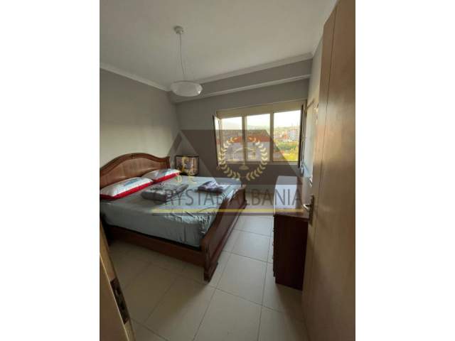 Tirane, jepet me qera apartament 2+1 Kati 5, 80 m² 400 Euro (Rruga "Endri Keko")