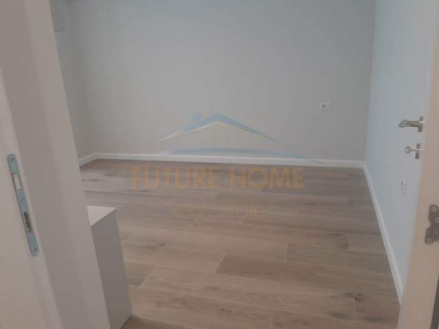 Tirane, jepet me qera apartament 2+1 Kati 2, 65 m² 400 Euro