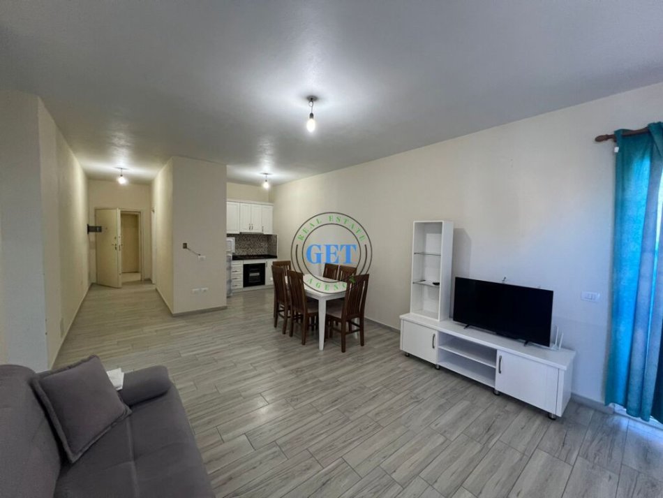 SHITET, APARTAMENT 2+1+2 ME PAMJE DETI, PLAZH, DURRES