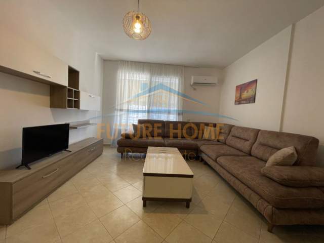 Tirane, shitet apartament Kati 7, 84 m² 85.000 Euro (Unaza e Re)