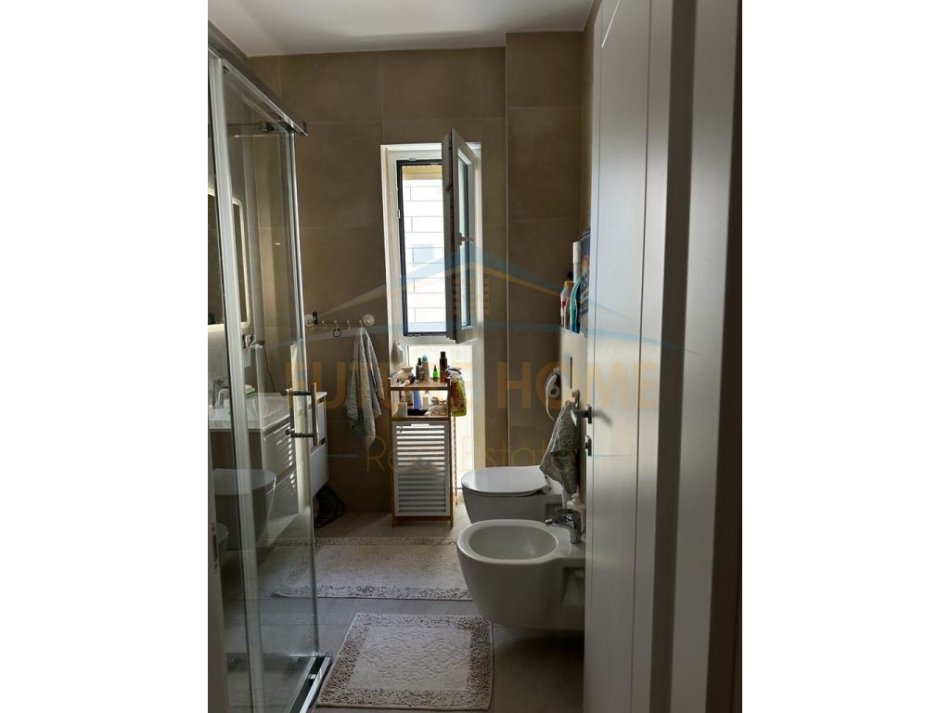 Tirane, jepet me qera apartament 2+1+Ballkon Kati 3, 92 m² 900 € (Rezidenca Park Life)