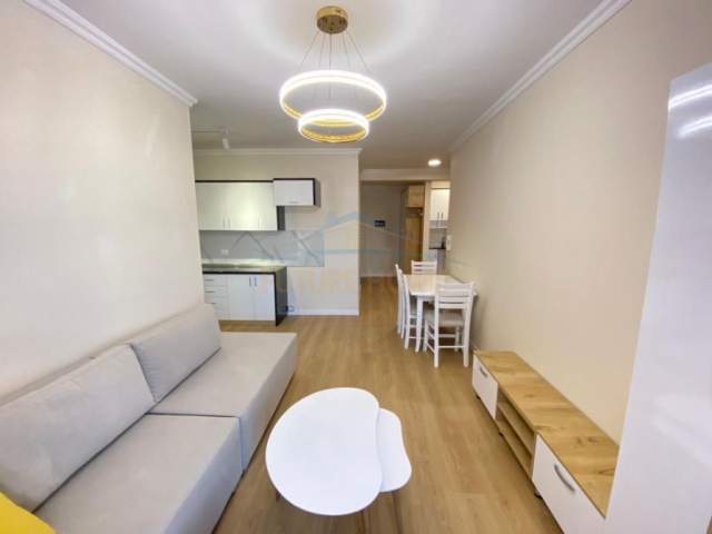 Tirane, shitet 105.000 Euro