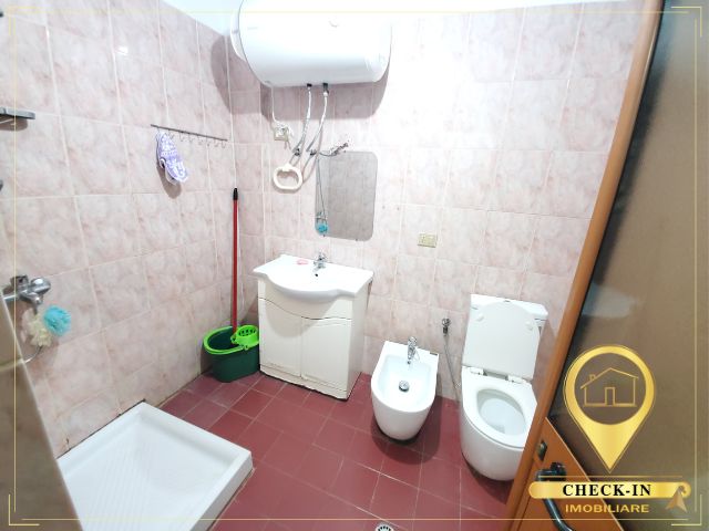 Shitet apartament 1+1 i mobiluar tek Ish - Restorant Durresi