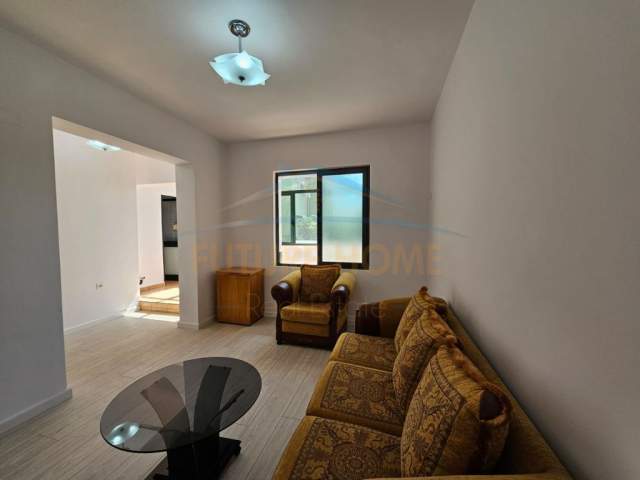 Tirane, shitet apartament Kati 4, 61 m² 112.000 Euro (Rruga Myslym Shyri)