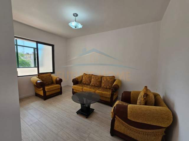 Tirane, shitet apartament Kati 4, 61 m² 112.000 Euro (Rruga Myslym Shyri)