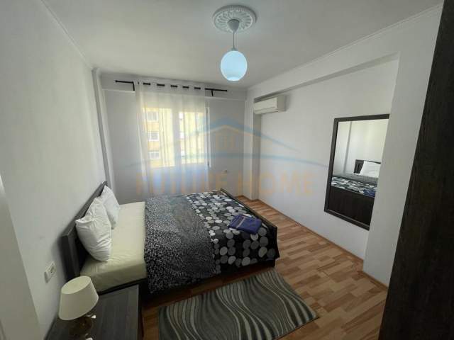 Korce, shitet apartament 2+1 Kati 5, 115 m² 62.000 Euro (Lagjia 18)