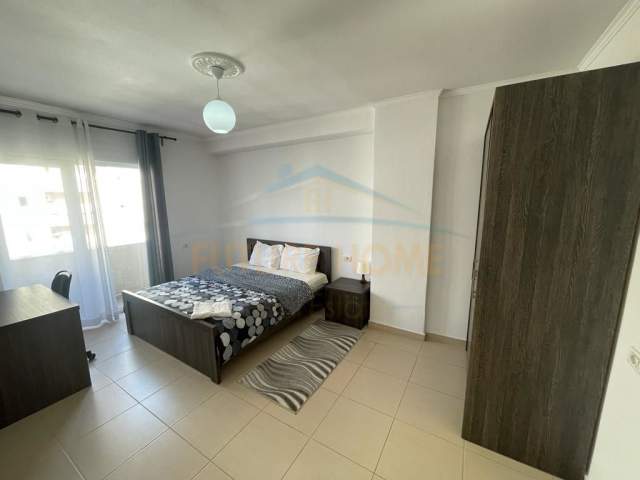 Korce, shitet apartament 2+1 Kati 5, 115 m² 62.000 Euro (Lagjia 18)