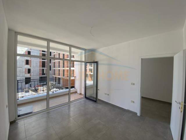 Tirane, jepet me qera apartament Kati 1, 70 m² 400 Euro (Rr. Jordan Misja, Tirane)