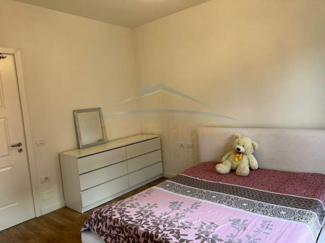 Shqiperi, jepet me qera apartament 1+1+BLK 72 m² 500 Euro (rruga nexho konomi)