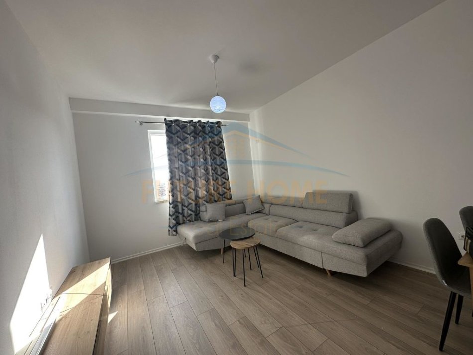 Tirane, jepet me qera apartament 2+1 Kati 9, 107 m² 600 € (YZBERISHT)