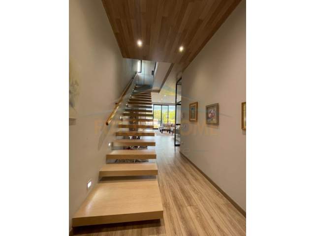 Tirane, jepet me qera apartament Kati 1, 500 m² 2.500 Euro (Pasho Hyso)