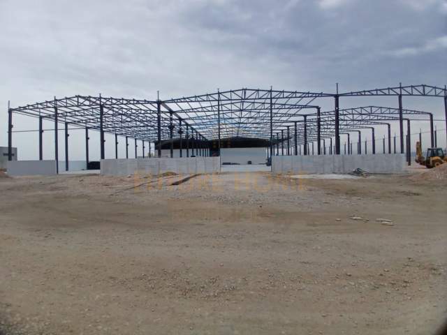 Durres, jepet me qera ambjent biznesi Kati 0, 5.000 m² 3.645 Euro (sektori rinia)