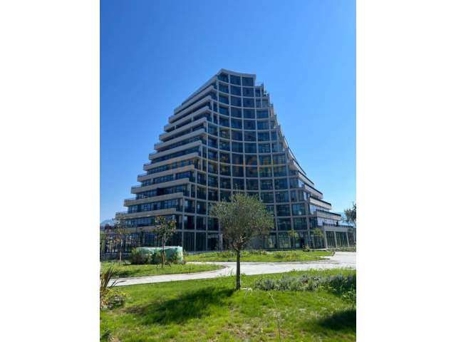Tirane, shitet apartament Kati 8, 200 m² 560.000 Euro (Lake View Residence, Godina A)