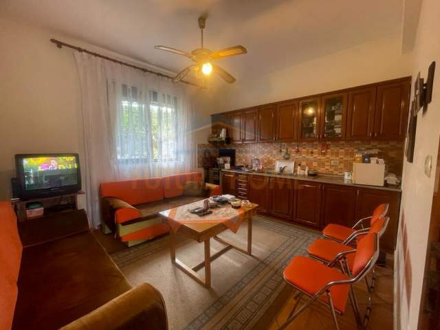 Tirane, shitet shtepi 1+1+A+BLK Kati 2, 154 m² 120.000 Euro (Pano Lulo, Shkozë)
