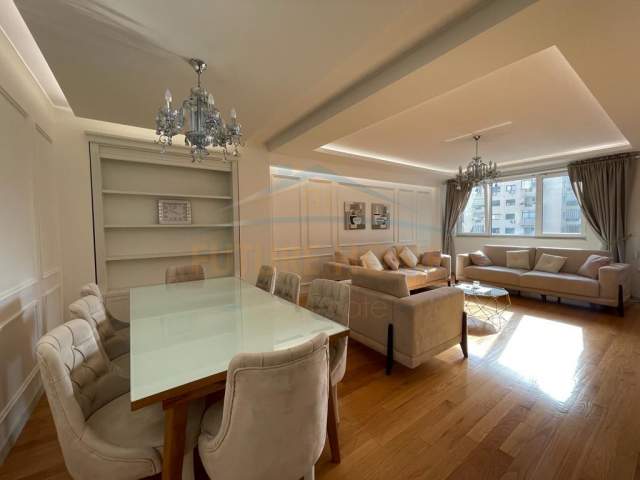 Tirane, jepet me qera apartament Kati 5, 187 m² 2.500 Euro (Stadiumi Air Albania)