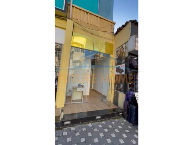 Tirane, jepet me qera ambjent biznesi Kati 0, 12 m² 350 Euro (Rruga e Durresit)
