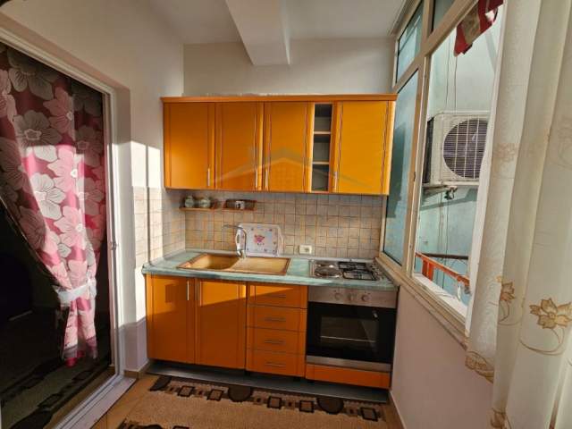 Tirane, shitet apartament Kati 0, 58 m² 75.000 Euro (LAGJIA 17)