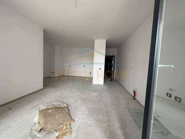 Tirane, shitet apartament Kati 1, 113 m² 159.000 Euro (FUSHA E AVIACIONIT)