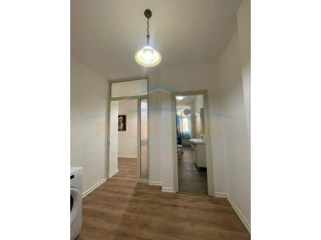 Durres, jepet me qera apartament 1+1 Kati 2, 60 m² 350 Euro (Vollga, Durrës)