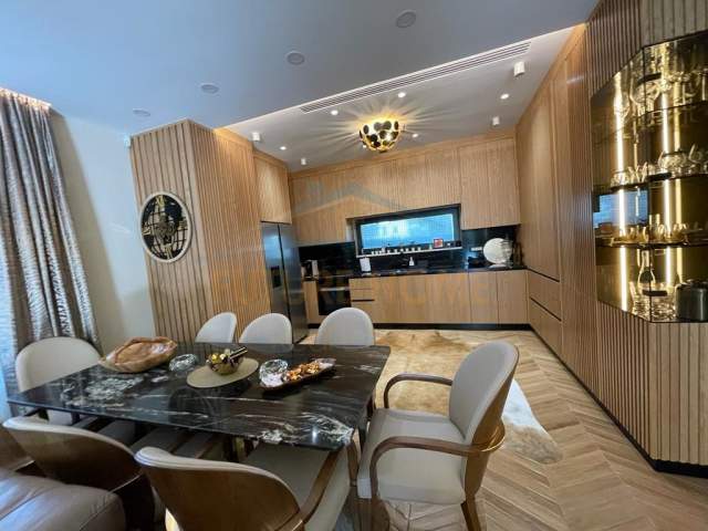 Durres, shitet Vile 4+1+A+BLK 584 m² 1.250.000 Euro (Gjiri i Lalezit)