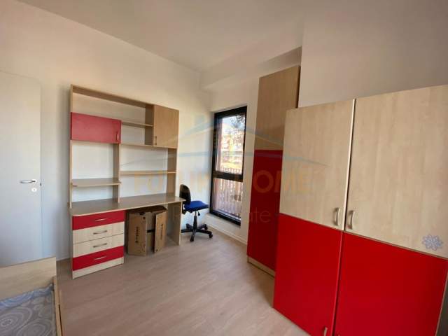 Tirane, jepet me qera apartament Kati 4, 124 m² 1.000 Euro (Garden Building Residence)