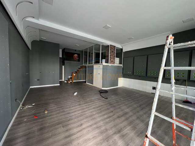 Tirane, jepet me qera ambjent biznesi Kati 0, 102 m² 700 Euro (Liqeni i Thate)