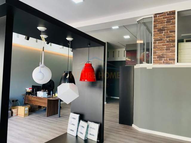Tirane, jepet me qera ambjent biznesi Kati 0, 102 m² 700 Euro (Liqeni i Thate)