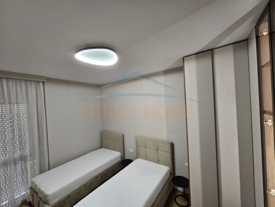 Tirane, jepet me qera apartament 2+1+Ballkon Kati 2, 102 m² 1.100 € (TEG)