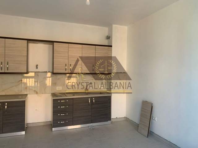 Tirane, shitet apartament 1+1 Kati 6, 67 m² 96.000 Euro (Rruga "5 Maj")