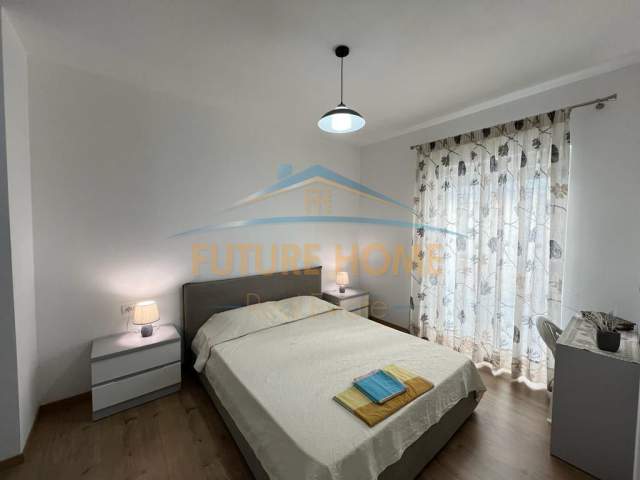 Shqiperi, jepet me qera apartament 2+1+BLK Kati 3, 87 m² 850 Euro (Liqeni i Thate)