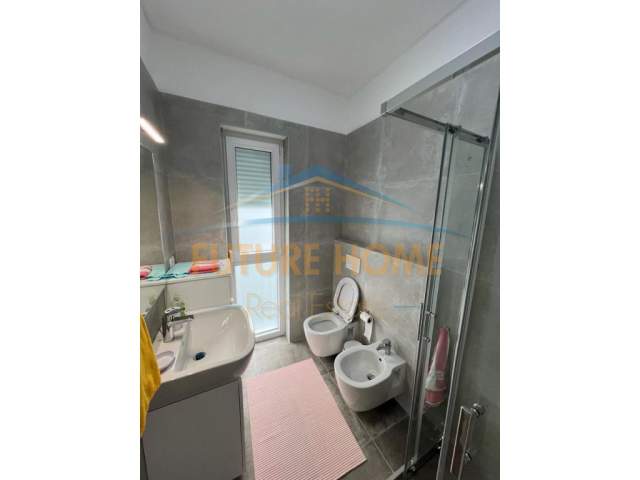 Shqiperi, jepet me qera apartament 2+1+A+BLK Kati 3, 87 m² 850 Euro (Park Life)