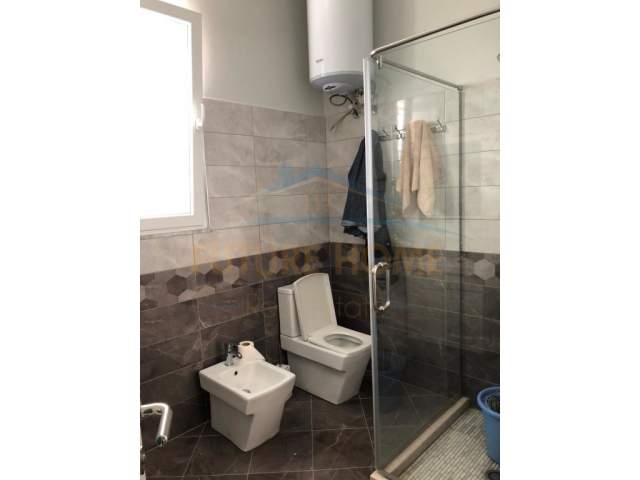 Shqiperi, jepet me qera apartament 2+1+A+BLK Kati 2, 100 m² 600 Euro (Qytet Studenti)