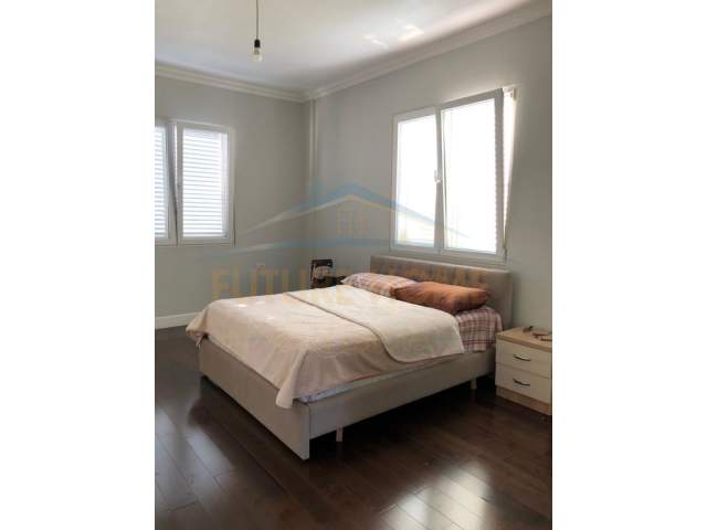 Shqiperi, jepet me qera apartament 2+1+A+BLK Kati 2, 100 m² 600 Euro (Qytet Studenti)