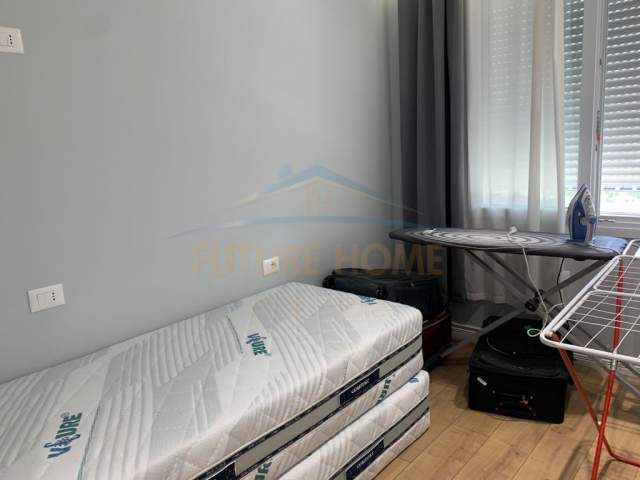 Tirane, jepet me qera apartament 2+1+BLK Kati 6, 90 m² 800 Euro (Fusha e Aviacionit)