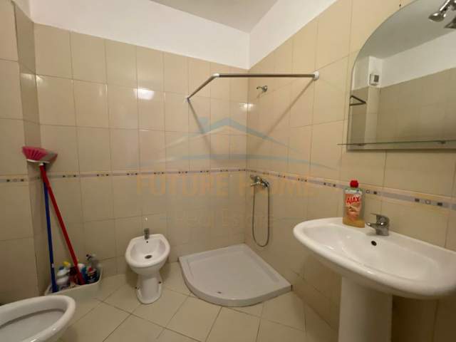 Tirane, shitet apartament 2+1+BLK Kati 1, 120 m² 170.000 Euro (Liqeni i Thate)